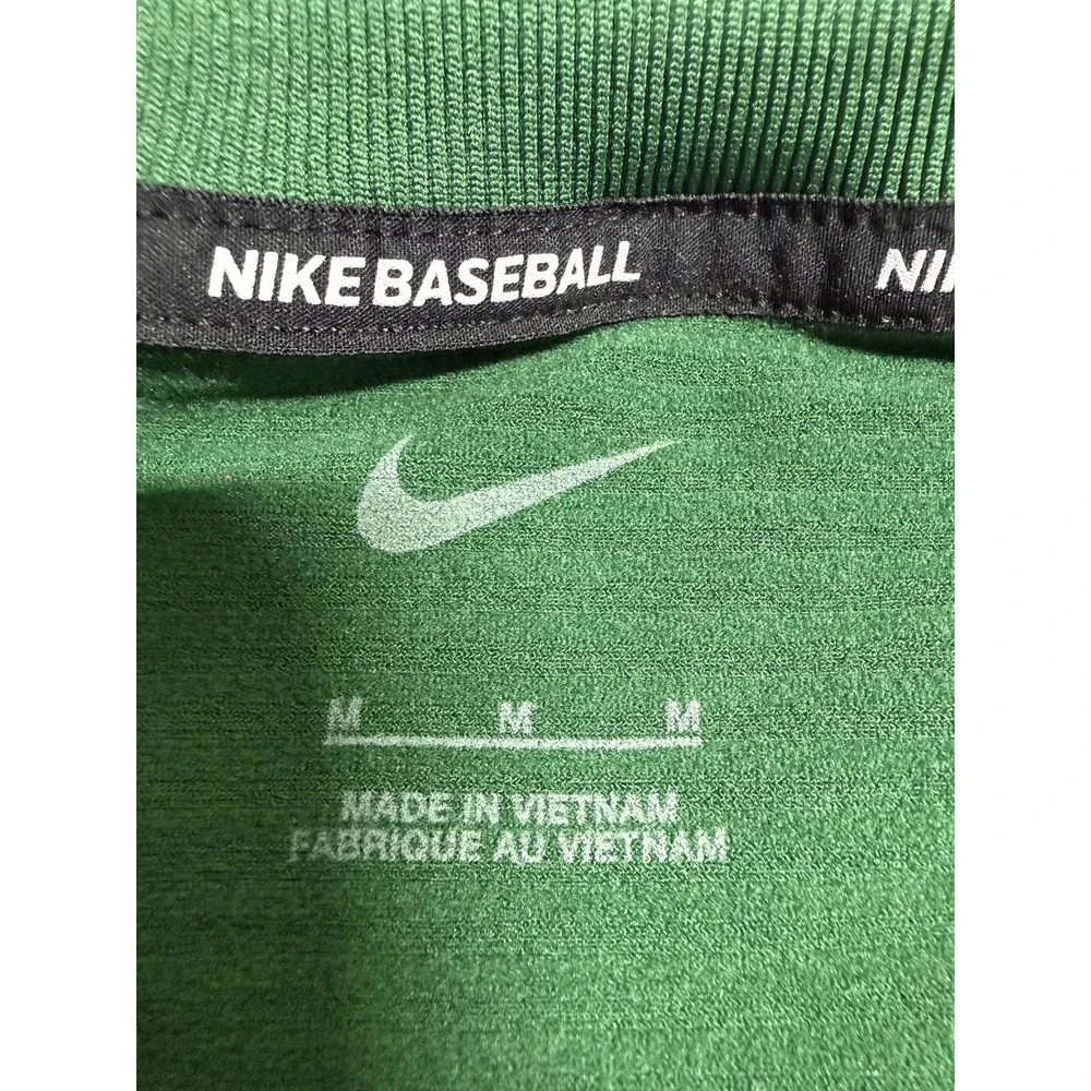 Nike Dri-FIT Shirt Mens Medium Green Long Sleeve Athletic Top CT4050-341